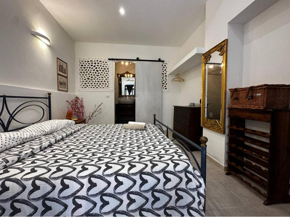 Enchanting Room In Bari Old Town المظهر الخارجي الصورة