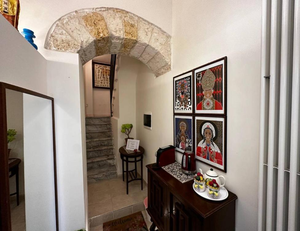 Enchanting Room In Bari Old Town المظهر الخارجي الصورة