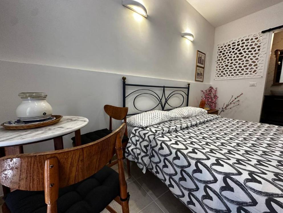 Enchanting Room In Bari Old Town المظهر الخارجي الصورة